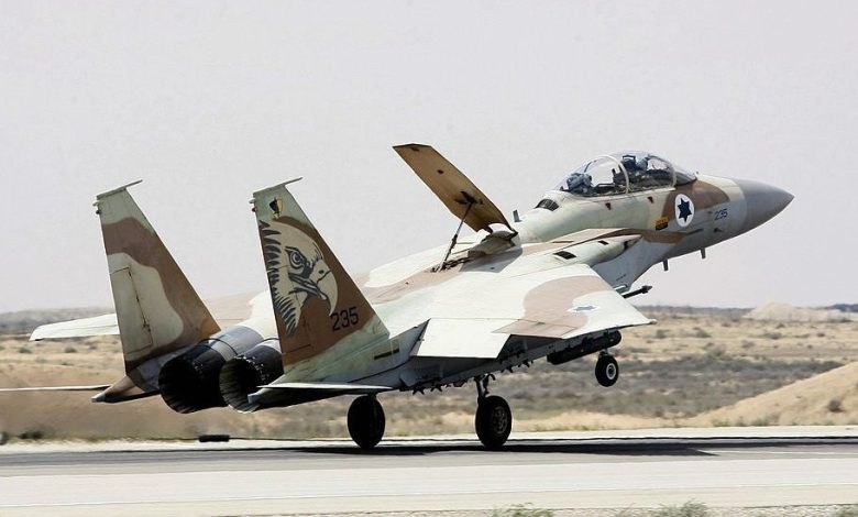 إسرائيل تشن 12 هجمة جوية على سوريا.. تصعيد خطير وتحذيرات من استغلال الأقليات 1 إسرائيل تشن 12 هجمة جوية على سوريا