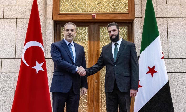 فيدان: تركيا تؤكد دعمها لـسوريا الجديدة: القرار بيد السوريين 1 فيدان: تركيا تؤكد دعمها لـسوريا الجديدة
