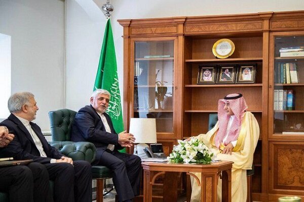 محادثات سعودية إيرانية بشأن سوريا وسط تصاعد التوترات الميدانية 1 محادثات سعودية إيرانية بشأن سوريا