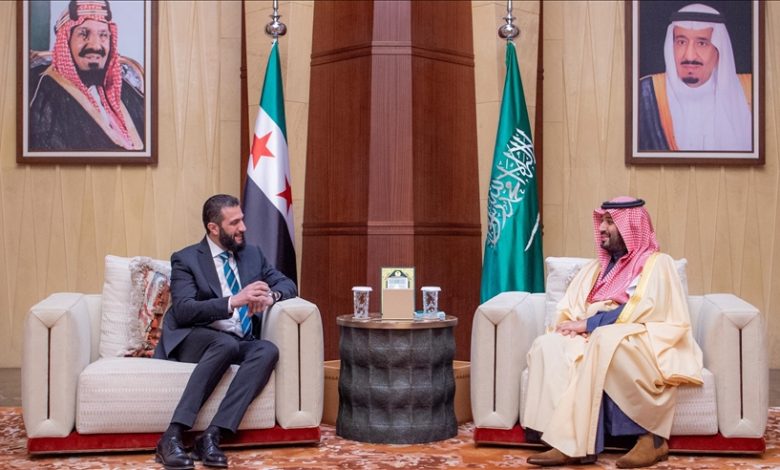 محمد بن سلمان في اتصال مع الرئيس الشرع: السعودية ملتزمة بدعم أمن سوريا واستقرارها وتعزيز الشراكة الاقتصادية 1 محمد بن سلمان في اتصال مع الرئيس الشرع