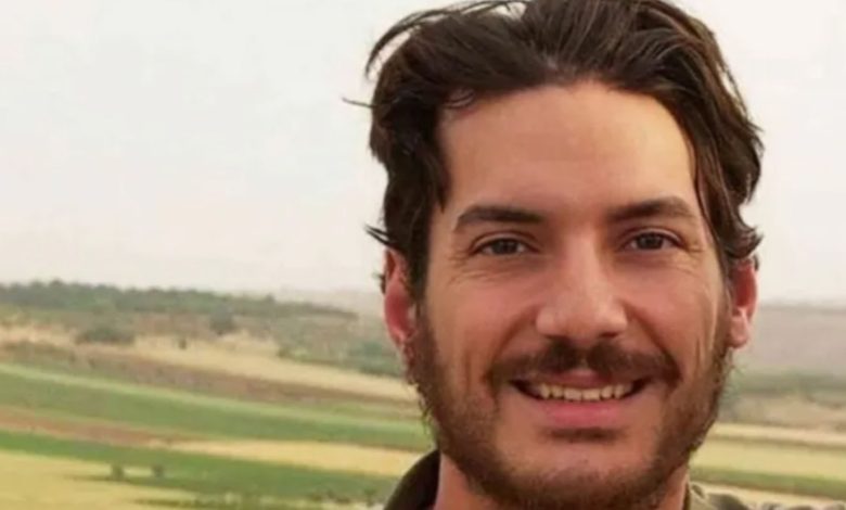مساعد سابق للأسد يكشف مصير الصحفي الأميركي أوستن تايس: "قُتل بأمر من الأسد عام 2013" 1 مصير الصحفي الأميركي أوستن تايس