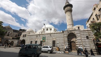 التطبيع على طاولات المقاهي