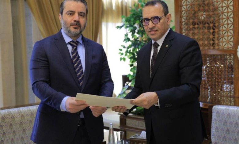 الشيباني يستقبل أوراق اعتماد سفراء موريتانيا والجزائر في سوريا 1 اعتماد سفراء موريتانيا والجزائر في سوريا