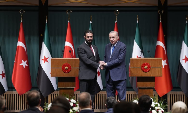 تزويد سوريا بمعدات عسكرية