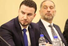 دمج المرتبطين بالنظام المخلوع