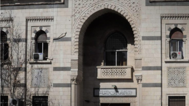 وزارة الاتصالات تطالب سيريتل وMTN